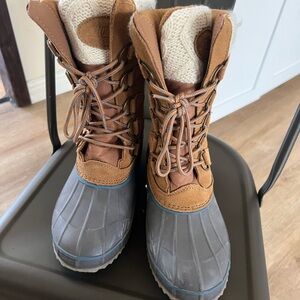 Brown Winter Duck Boots